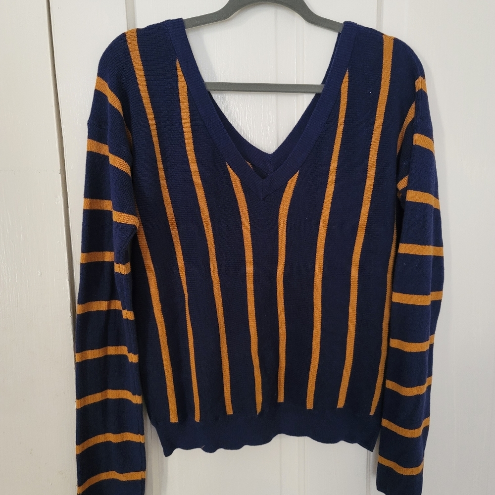Forever 21 sweater